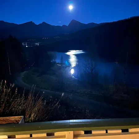 Midt Mellom Tromso Og Senja Dom wakacyjny