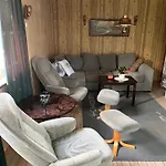 Feriehus Midt Mellom Tromso Og Senja *